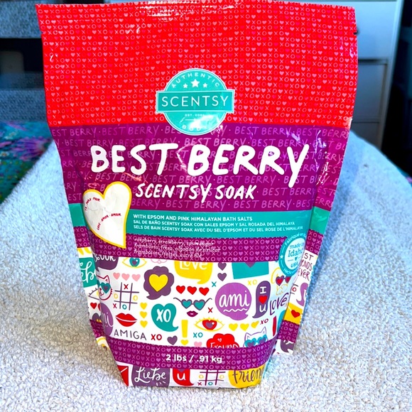 Scentsy Other - 🌟4 FOR $20🌟 Scentsy Best Berry Soak. NIB. 2 lbs.
